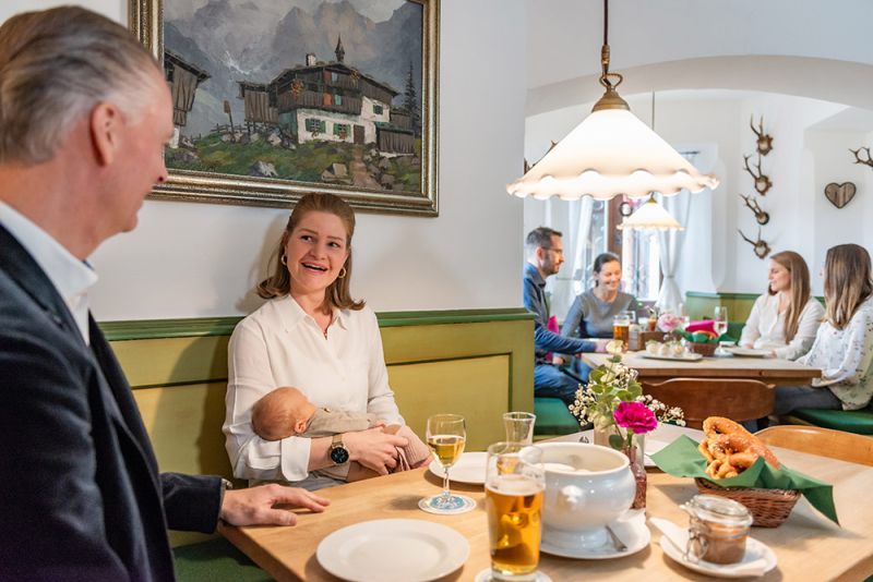 Urig-bayerische Stuben im Xaver Restaurant + Bar im Terofal Hotel Schliersee